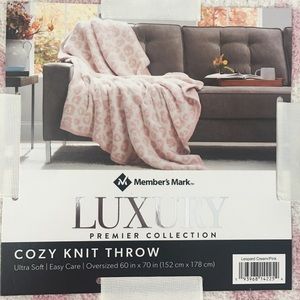 Members mark cozy throw sale
